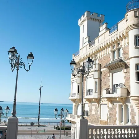 펜션 Belle Villa Avec Piscine